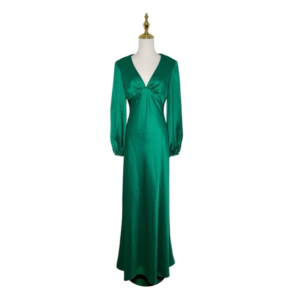 Mac Duggal 55693 Emerald Green Long Sleeve Satin Dress Size 4 $398 Mac Duggal 55693 Emerald Green Long Sleeve Satin Dress Size 4 $398